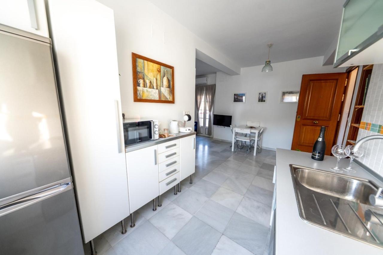 Apartamento A 60 Metros De La Catedral Sevilla Bagian luar foto