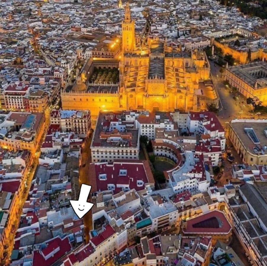 Apartamento A 60 Metros De La Catedral Sevilla Bagian luar foto